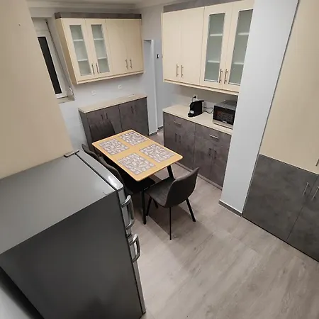 Luxury In The Center Of Apartment *